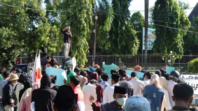Harga BBM dan Sembako Tak Memihak Rakyat, BEM Sumenep Duduki Gedung DPRD