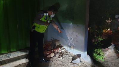 Honda Beat Tabrak Tembok Rumah, Satu Pemuda Tewas