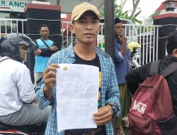 Aksi Tolak Rokok Ilegal Menggema di Pemkab Sumenep, Massa Aksi Minta Bupati Bubarkan Tim Gabungan Bentukan Pemkab