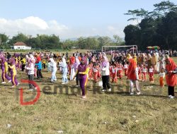 Senam Bersama Jadi Tanda Dimulainya Perlombaan HUT RI ke-78 di Kecamatan Guluk-Guluk