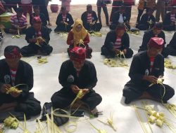 Pantai Lombang Jadi Tempat Lomba Merangkai Orong Ketupat, Berikut Kata Kadisbudporapar Sumenep