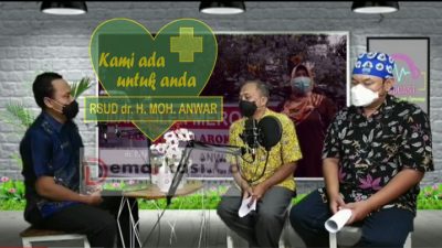 Upaya Mencegah Kecanduan Gadget pada Anak, Dua Dokter Spesialis di Poli Mata RSUD dr. H. Moh. Anwar Sumenep Berikan Edukasi dan Himbauan