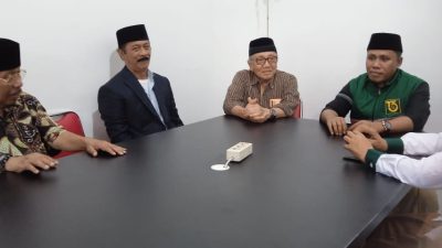 Hari Pertama Pembukaan Pendaftaran, Fattah Jasin Ambil Formulir Bakal Calon Bupati Pamekasan
