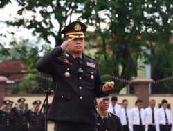 Di Tengah Guyuran Hujan, Kapolres Sumenep Gelar Upacara Peringati Hari Kebangkitan Nasional