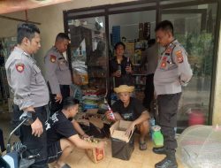 Razia Warung di Talango, Sat Samapta Polres Sumenep Amankan Puluhan Botol Miras Berbagai Merek