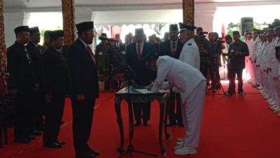 Ratusan Kades di Sumenep Dapat SK Perpanjangan Masa Jabatan, Berikut Pesan Achmad Fauzi Wongsojudo