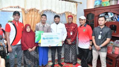 Bupati Fauzi Berikan Santunan JKM 42 Juta Rupiah Pada Ahli Waris Abd. Kadir di Ambunten