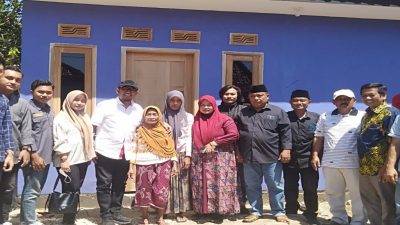 Bupati Sumenep Kunjungi Ibu Hamidah Penerima RTLH di Desa Bragung