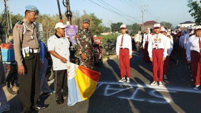 Ratusan Regu Tingkat SD dan SMP Sederajat Ikuti Lomba Gerak Jalan Peringatan HUT RI Ke 79 Kecamatan Guluk-Guluk