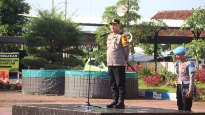 Rivanda Kapolres Sumenep Pimpin Apel Siaga Peringatan Hari Buruh Internasional 2025