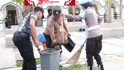 Sambut Hari Bhayangkara ke-79, Polres Sumenep Gelar Bakti Religi di Masjid Baitur Arham
