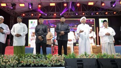 Bupati Bersama Ribuan Masyarakat Sumenep Bersholawat Sambut Tahun Baru Islam