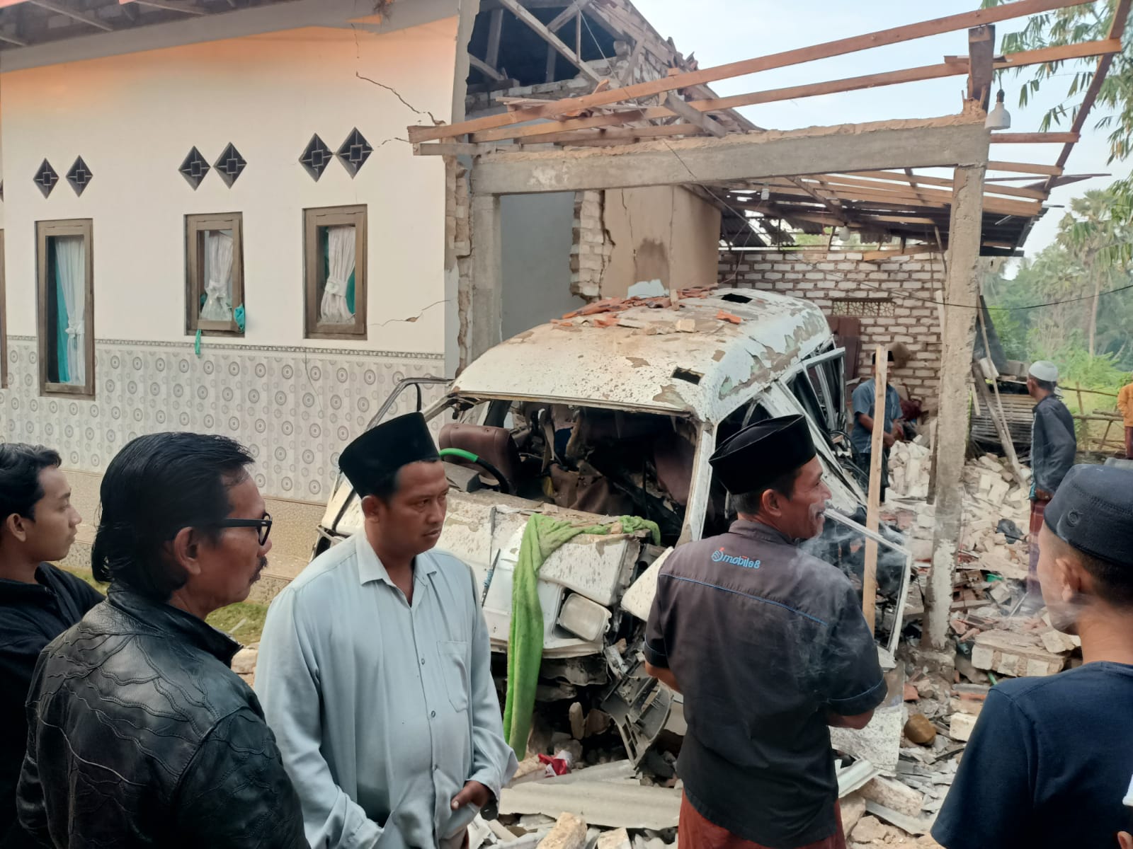 Ledakan Mobil di Sumenep, Satu Korban Luka Ringan