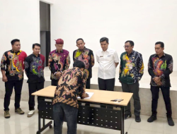 Sebelas Perusahaan Rokok yang Tergabung di APHT Resmi Terima Izin NPPBKC dari Direktorat Bea Cukai Jatim