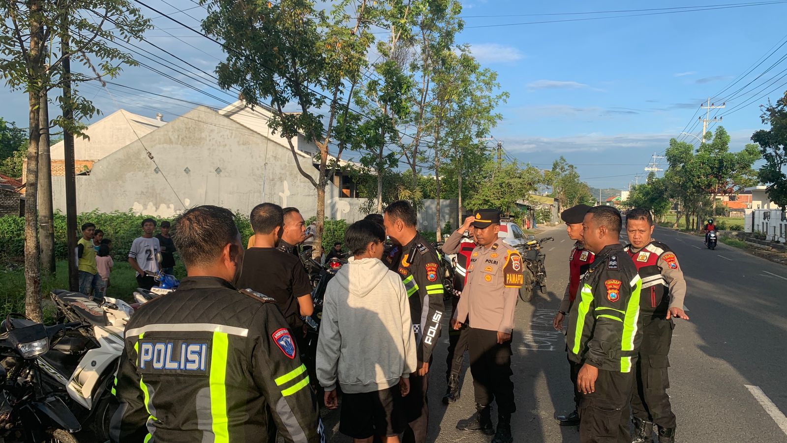 Patroli Gabungan Satlantas dan Sat Samapta Polres Sumenep Cegah Balap Liar, 42 Motor Diamankan