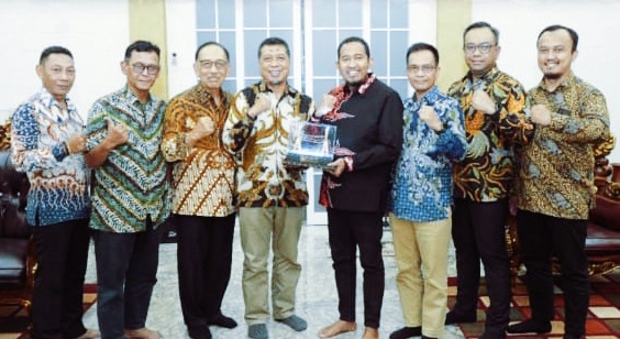 Bupati Sumenep dan PT PLN UIP JBTB Bahas Percepatan Rencana Pembangunan SUTT 150 KV Kawasan Utara Madura