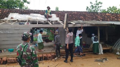 Angin Puting Beliung Terjang Desa Payudan Dundang