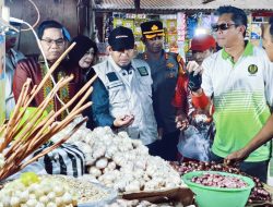 Jelang Ramadan 1447 Hijriyah, Bupati Sumenep Pantau Ketersediaan dan Stabilitas Harga Kebutuhan Pokok di Pasar Anom