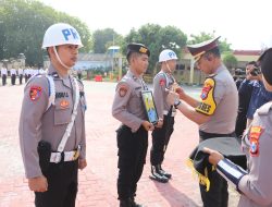 Polres Sumenep Gelar Upacara Penghargaan dan PTDH, Tekankan Integritas dan Disiplin Anggota
