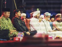 Sumenep Bersholawat Wujud Syukur dan Evaluasi Satu Tahun Kepemimpinan FAHAM