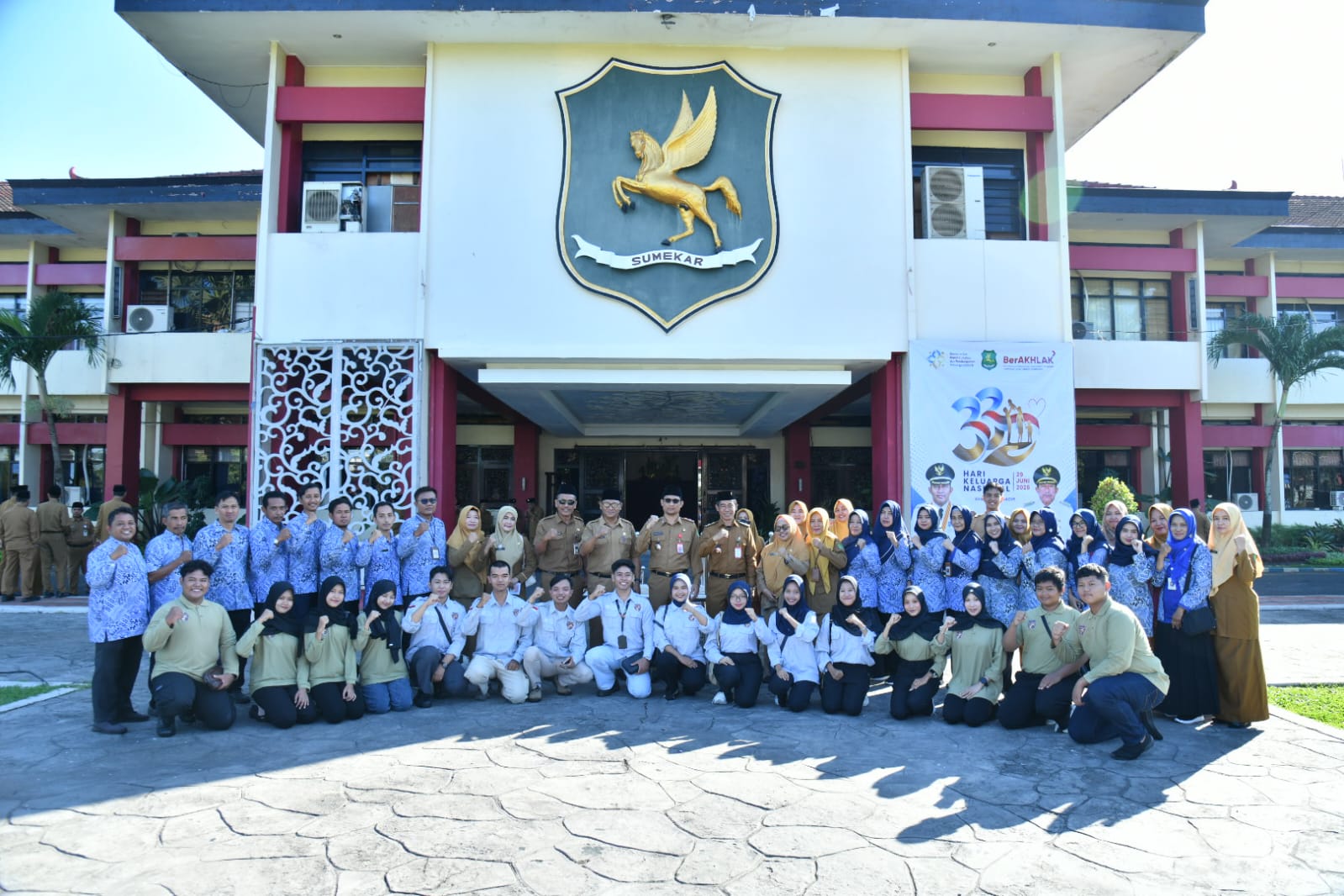 Pemkab Sumenep Gelar Apel Harganas ke-33, Komitmen Bupati Perkuat Ketahanan Keluarga 