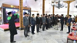 Dorong Penyegaran Birokrasi, Bupati Achmad Fauzi Lantik 25 Pejabat Administrator untuk Tingkatkan Pelayanan di Sumenep