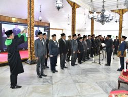 Dorong Penyegaran Birokrasi, Bupati Achmad Fauzi Lantik 25 Pejabat Administrator untuk Tingkatkan Pelayanan di Sumenep