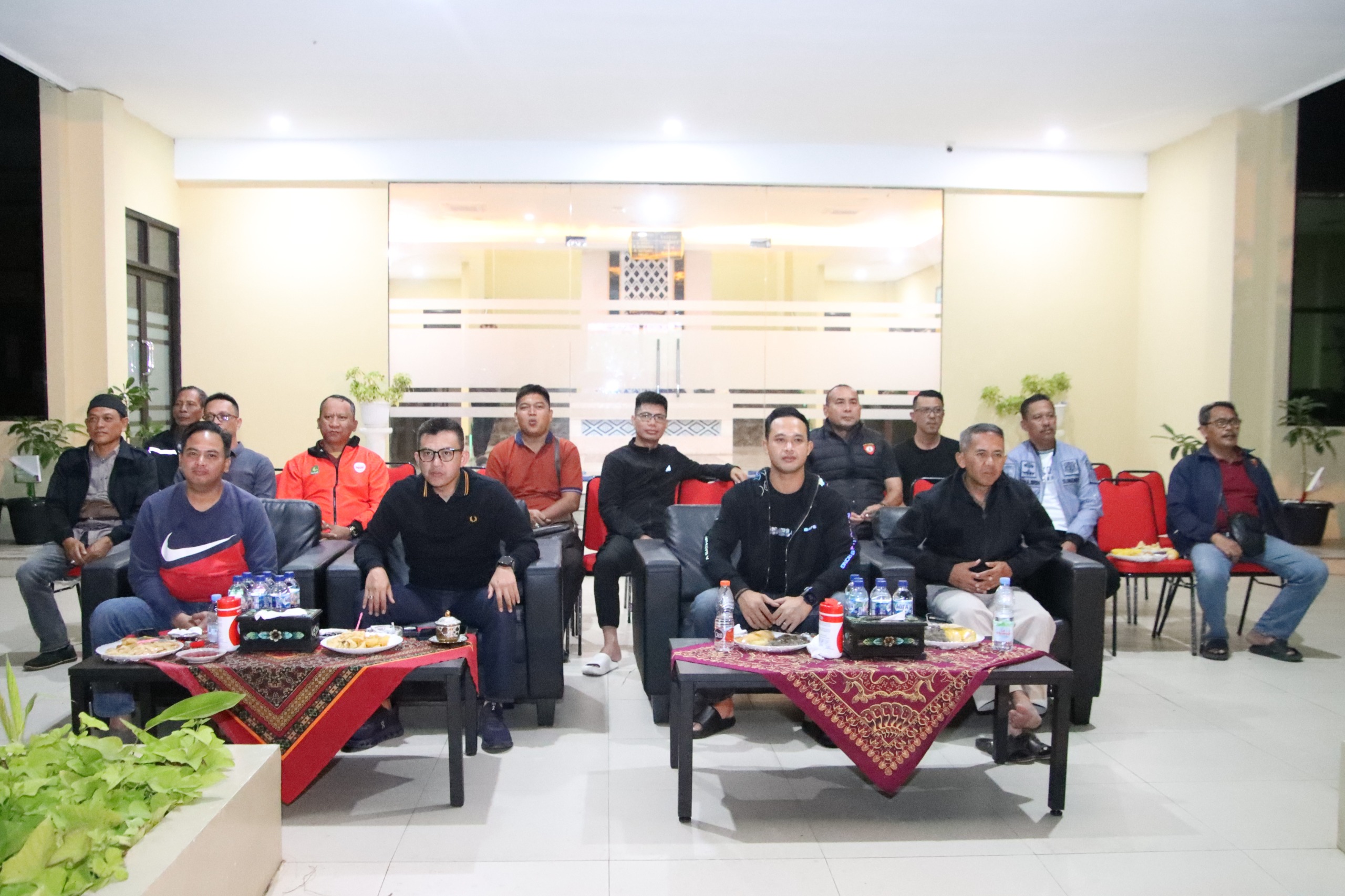 Kapolresta Sumenep Nobar Final Piala Dunia 2026 Bersama Masyarakat