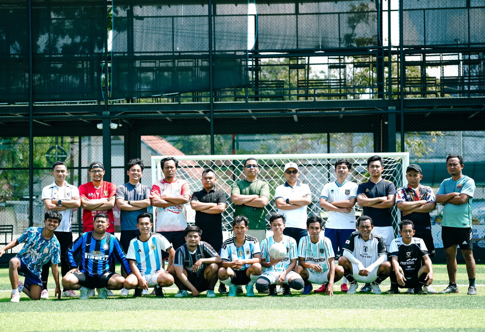 Alumni dan Simpatisan Siratul Islam Jaga Kebugaran Lewat Mini Soccer Rutin di Puri Dewata