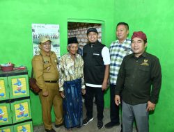 Gandeng Baznas, Bupati Sumenep Achmad Fauzi Wongsojudo Serahkan Bantuan Bedah RTLH di Dua Kecamatan