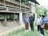 Pastikan Program Pemerintah Daerah Bermanfaat Nyata Bagi Masyarakat, Bupati Sumenep Tinjau Langsung Budidaya Lele dan Ayam Petelur di Desa Bataal Timur