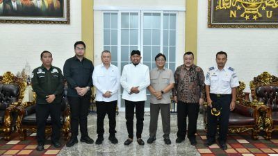 Sinergi Pusat-Daerah Diperkuat, Menhub RI Sambangi Bupati Sumenep Bahas Penanganan KM Mutiara Sentosa II