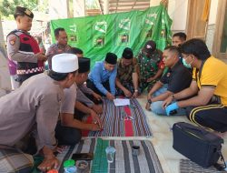 Pria Lanjut Usia Ditemukan Meninggal Dunia di Gapura Sumenep, Polresta Lakukan Olah TKP
